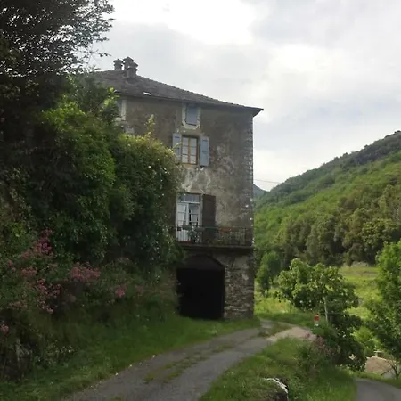 Grand En Location Dans Maison De Caractere 90 M2 Casa vacanze Pompidou
