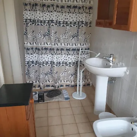 Grand En Location Dans Maison De Caractere 90 M2
