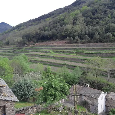 Grand En Location Dans Maison De Caractere 90 M2 *