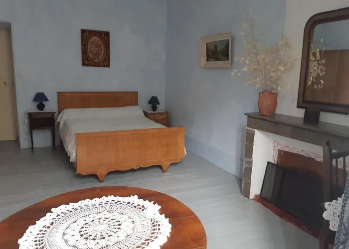 بيت للعطل Grand En Location Dans Maison De Caractere 90 M2 *